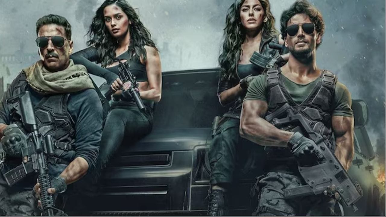 বিহুৰ মাজতে সামাজিক মাধ্যমত ফটো শ্বেয়াৰ কৰিছে দেৱলীনাই