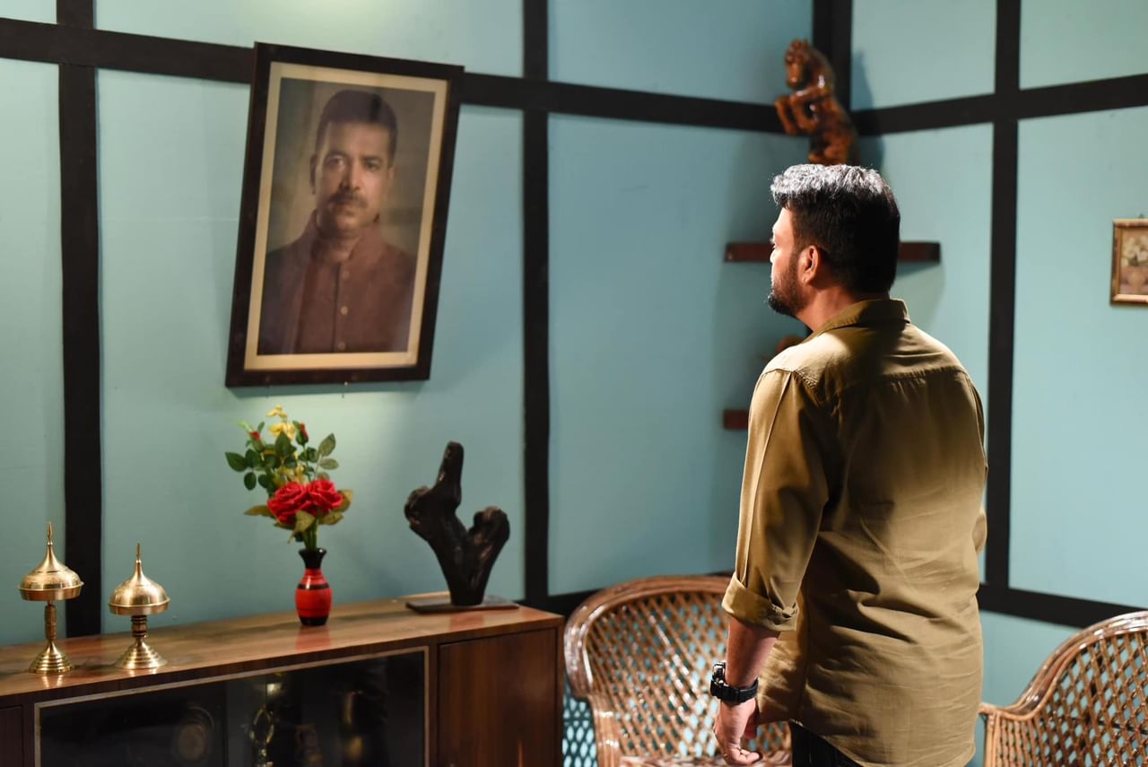 'শ্ৰী ৰঘুপতিৰ' সফলতাৰ পিছত মণিৰত্ন এণ্টাৰটেইনমেণ্টৰ বেনাৰত শৈলেন কুমাৰ শৰ্মাৰ প্ৰযোজনাৰে আহি আছে "অগ্নিবাণ" ৷ এক সুন্দৰ কাহিনীৰে আগবঢ়া ছবিখনৰ এক্সনত দেখিবলৈ পোৱা যাব বহু নতুনত্ব।