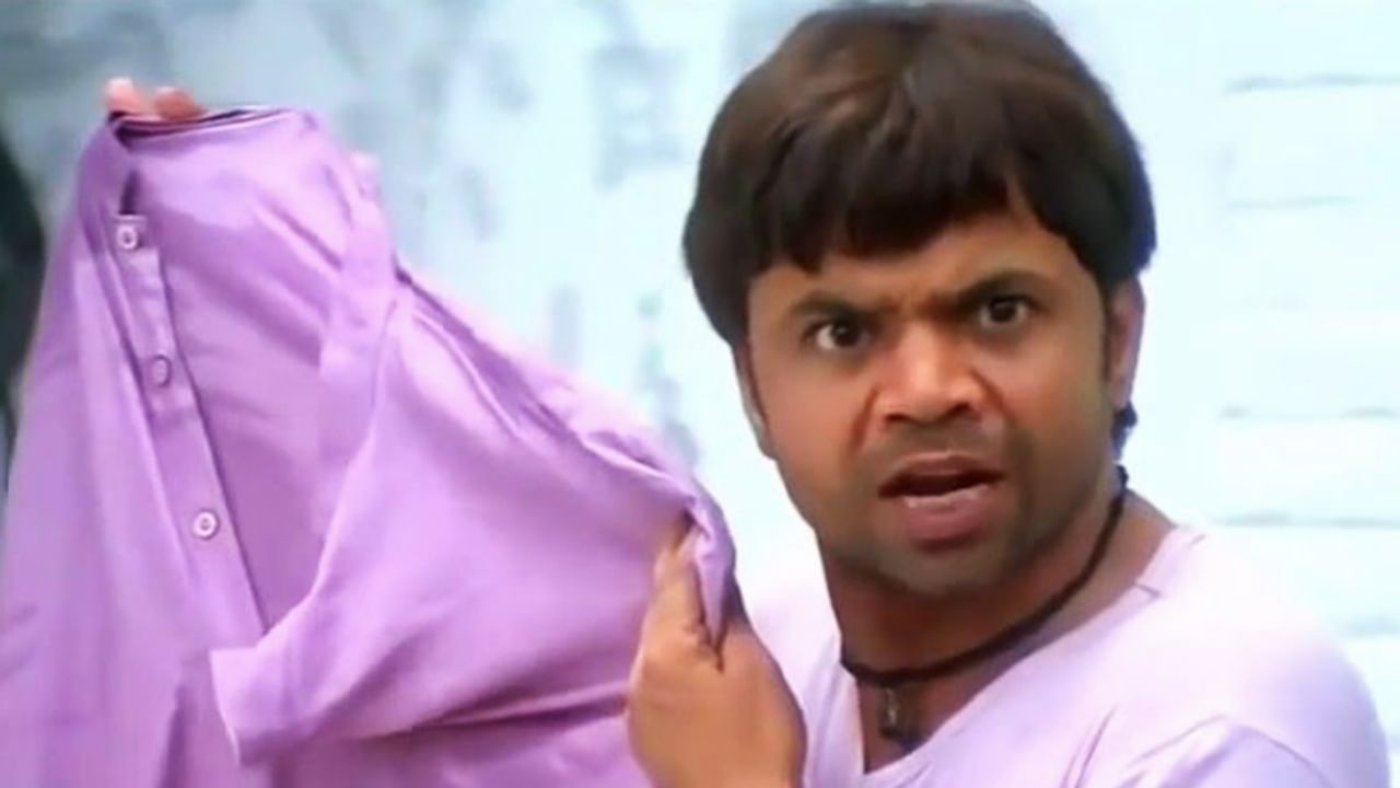 chup chup ke: এই ছবিখন ২০০৬ চনত মুক্তি লাভ কৰিছিল। বহুতৰে প্ৰিয় কমেডি ছবি এইখন। ইয়াত ৰাজপাল যাদৱ, ছাহিদ কাপুৰ, কৰিণা কাপুৰ আদিকে ধৰি বিভিন্নজনক দেখা যায়। এই ছবিখনৰ ৰাজপাল যাদৱৰ কেইটামান দৃশ্য দৰ্শকে যথেষ্ঠ ভাল পায়। যি এতিয়াও ছ'চিয়েল মিডিয়াত ভাইৰেল হৈ থাকে।