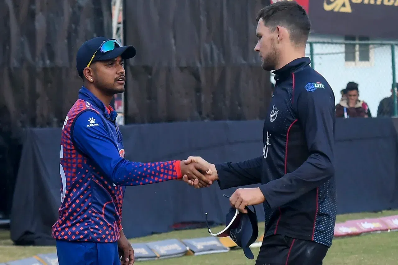 নেপালৰ আমেৰিকাৰ দূতাবাসে সন্দীপ লমিছানেক ভিছা দিবলৈ অস্বীকাৰ কৰিছে। সন্দীপ লমিছানে নিজেই টুইট কৰি জনাইছে এই কথা।