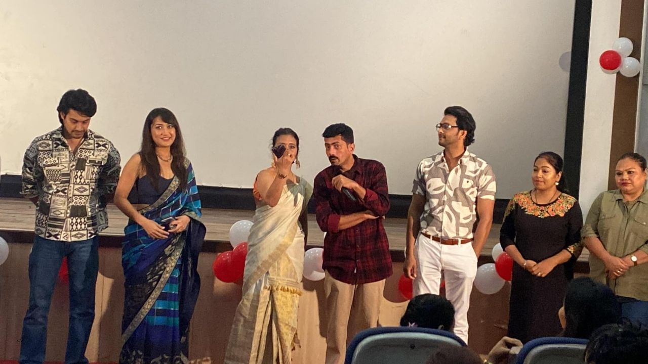 জুবিনৰ কণ্ঠস্বৰৰ 'চকু মুদি জপিয়াম' শীৰ্ষক গীতটিৰ ভিডিঅ’ও মুকলি কৰে জুবিন গাৰ্গে।