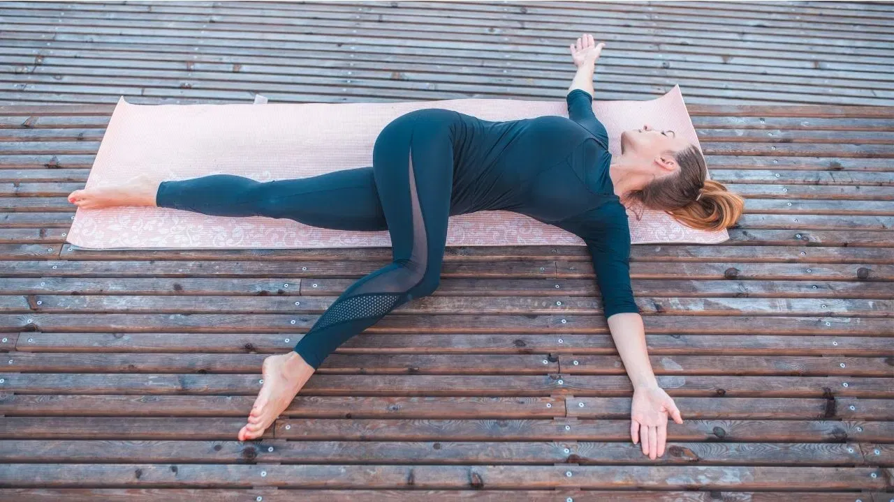 যদি পাচনতন্ত্ৰৰ সমস্যাই আপোনাক সকলো সময়তে আমনি কৰে, তেন্তে সুপ্ত মত্যেন্দ্ৰাসনক আপোনাৰ দৈনন্দিন কাম-কাজত অন্তৰ্ভুক্ত কৰক।