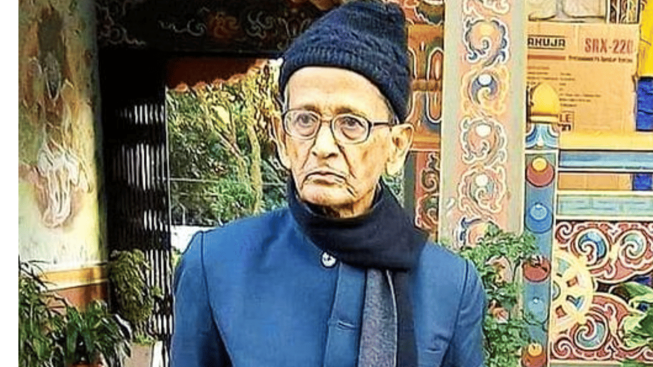 বিশিষ্ট চিন্তাবিদ অৱনী বৰঠাকুৰৰ মৃত্যুক শোক প্ৰকাশ লুৰিণজ্যোতি গগৈৰ লগতে বিভিন্নজনৰ