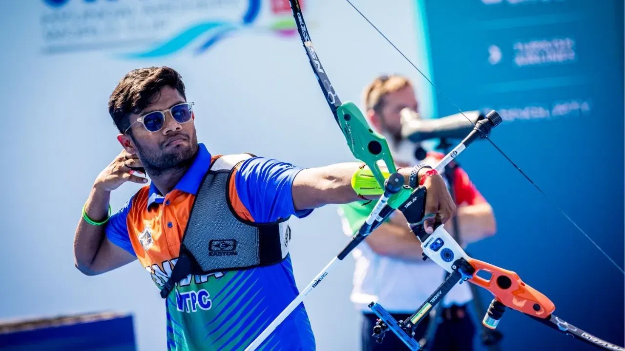কোৱালিফায়াৰ ৰাউণ্ডত ধীৰাজ বোম্মাদেৱাৰ বলিষ্ঠ প্ৰদৰ্শনৰ বাবে পুৰুষৰ আৰ্চাৰী দলে ২০১৩ পইণ্টেৰে তৃতীয় স্থান দখল কৰে। এতিয়া শীৰ্ষ ৮ৰ ভিতৰত ভাৰতীয় দলটোৱে তুৰস্ক আৰু কলম্বিয়াৰ বিজয়ী দলৰ বিৰুদ্ধে মুখামুখি হ’ব। এনে পৰিস্থিতিত পুৰুষৰ ধনুৰ্বিদ দলটোৱেই হৈছে ছেমি ফাইনেলত প্ৰৱেশৰ আটাইতকৈ ডাঙৰ প্ৰতিদ্বন্দ্বী।