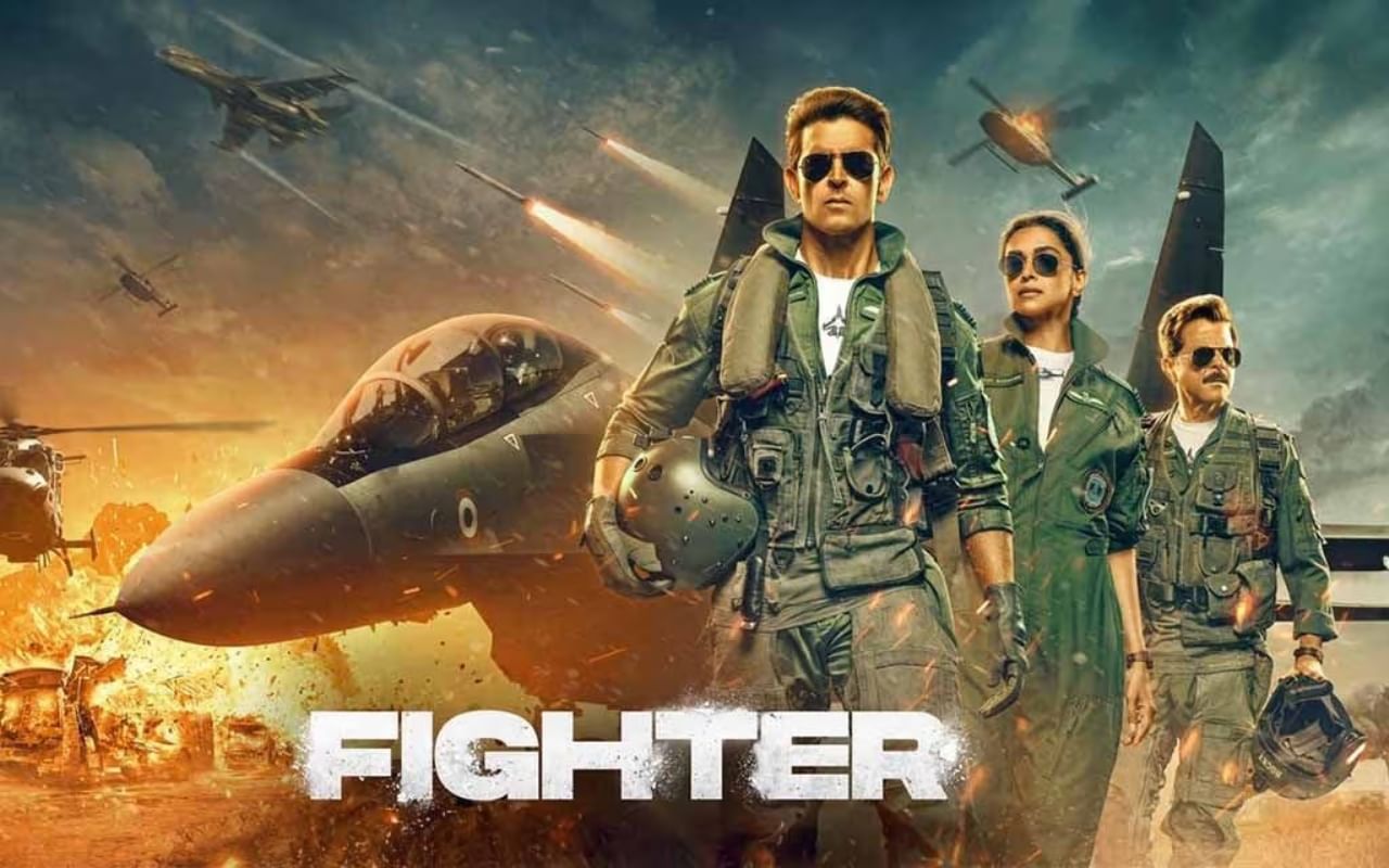 হৃত্বিক ৰোশনৰ Fighter: হৃত্বিক ৰোশনৰ বিষয়ে ক'বলৈ গ'লে, তেওঁৰ ছবি ফাইটাৰ আছিল আন এখন চলচ্চিত্ৰ যি ২০২৪ চনত আহিছিল। ছবিখনে বিশ্বজুৰি ৩৩৭.২০ কোটি টকা সংগ্ৰহ কৰিছিল। দীপিকা পাডুকন আৰু অনিল কাপুৰ ছবিখনৰ গুৰুত্বপূৰ্ণ চৰিত্ৰত আছিল। বৰ্তমান ই ২০২৪ বৰ্ষৰ সৰ্বাধিক উপাৰ্জন কৰা হিন্দী চলচ্চিত্ৰ।