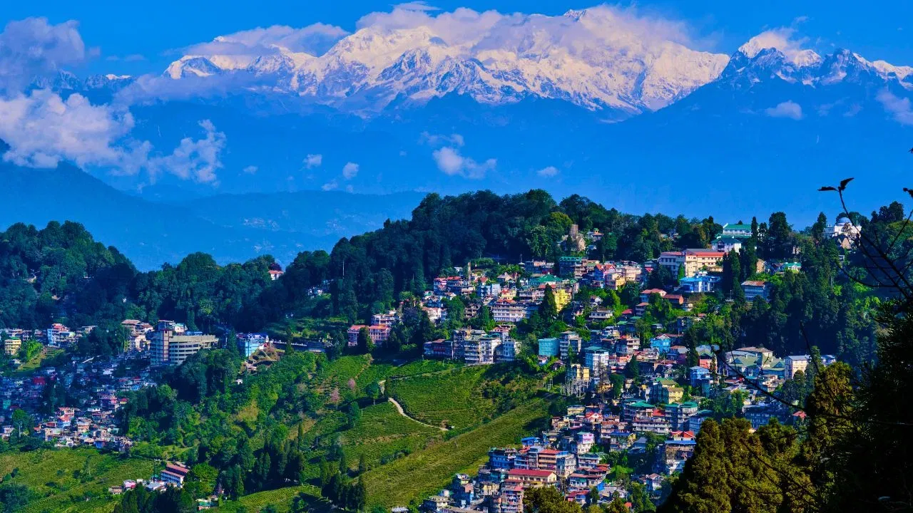 আগষ্ট মাহত এই ঠাইবোৰ ভ্ৰমণ কৰাটো উত্তম, জানক সবিশেষ আগষ্ট মাহত এই ঠাইবোৰ ভ্ৰমণ কৰাটো উত্তম, জানক সবিশেষ