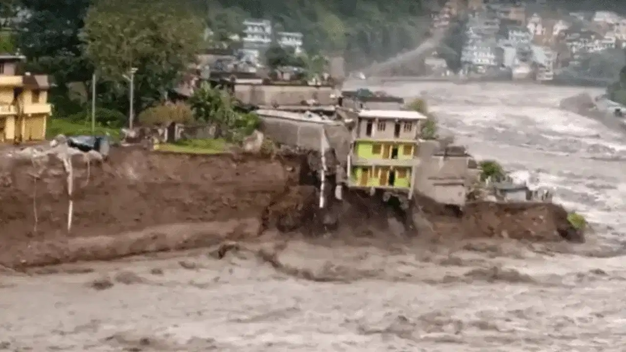 Cloudburst In Tehri: উত্তৰাখণ্ডত ডাৱৰ বিস্ফোৰণ, তীৰ্থস্থানলৈ যোৱা ২০০ তীৰ্থযাত্ৰী আবদ্ধ, এতিয়াও অব্যাহত উদ্ধাৰ অভিযান