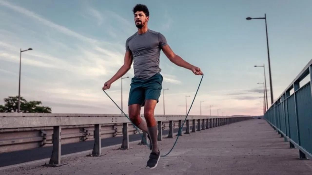নিয়মিতভাৱে ব্যায়াম কৰিলে মানসিক স্বাস্থ্যও ভালে থাকে ।