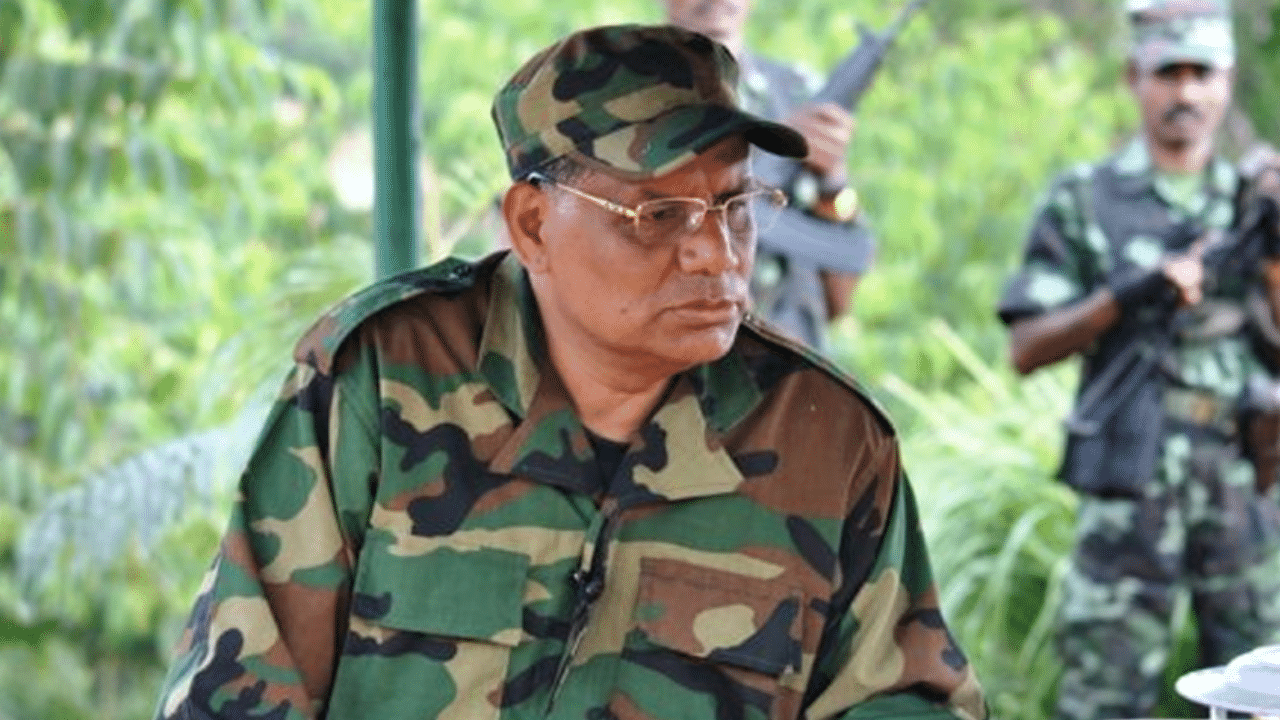আলফা(স্বা)ৰ দাবীঃ গুৱাহাটী, নলবাৰী, শিৱসাগৰকে ধৰি প্ৰায় অসমৰ ২৫ স্থানত বোমা সংস্থাপন আলফা(স্বা)ৰ দাবীঃ গুৱাহাটী, নলবাৰী, শিৱসাগৰকে ধৰি প্ৰায় অসমৰ ২৫ স্থানত বোমা সংস্থাপন