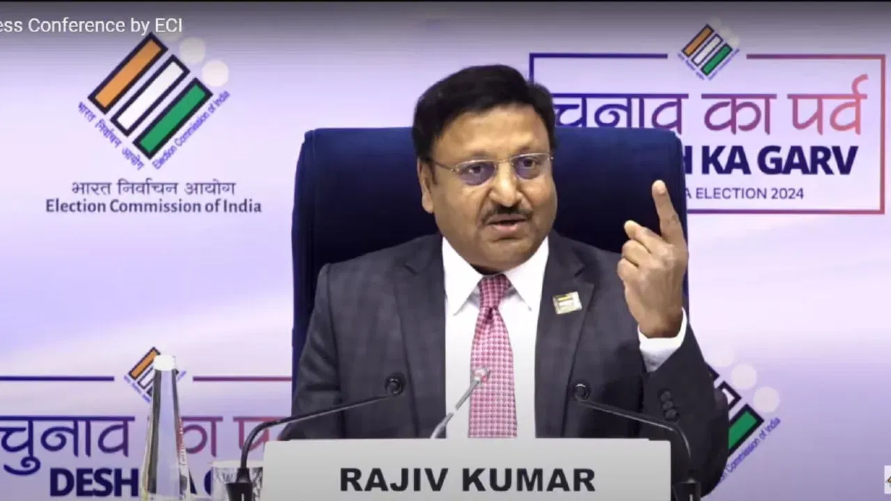 ৩৭০ অনুচ্ছেদ আঁতৰোৱাৰ পাছত প্ৰথমবাৰৰ বাবে অনুষ্ঠিত হ’ব নিৰ্বাচন, আজি হ’ব তাৰিখ ঘোষণা ৩৭০ অনুচ্ছেদ আঁতৰোৱাৰ পাছত প্ৰথমবাৰৰ বাবে অনুষ্ঠিত হ’ব নিৰ্বাচন, আজি হ’ব তাৰিখ ঘোষণা