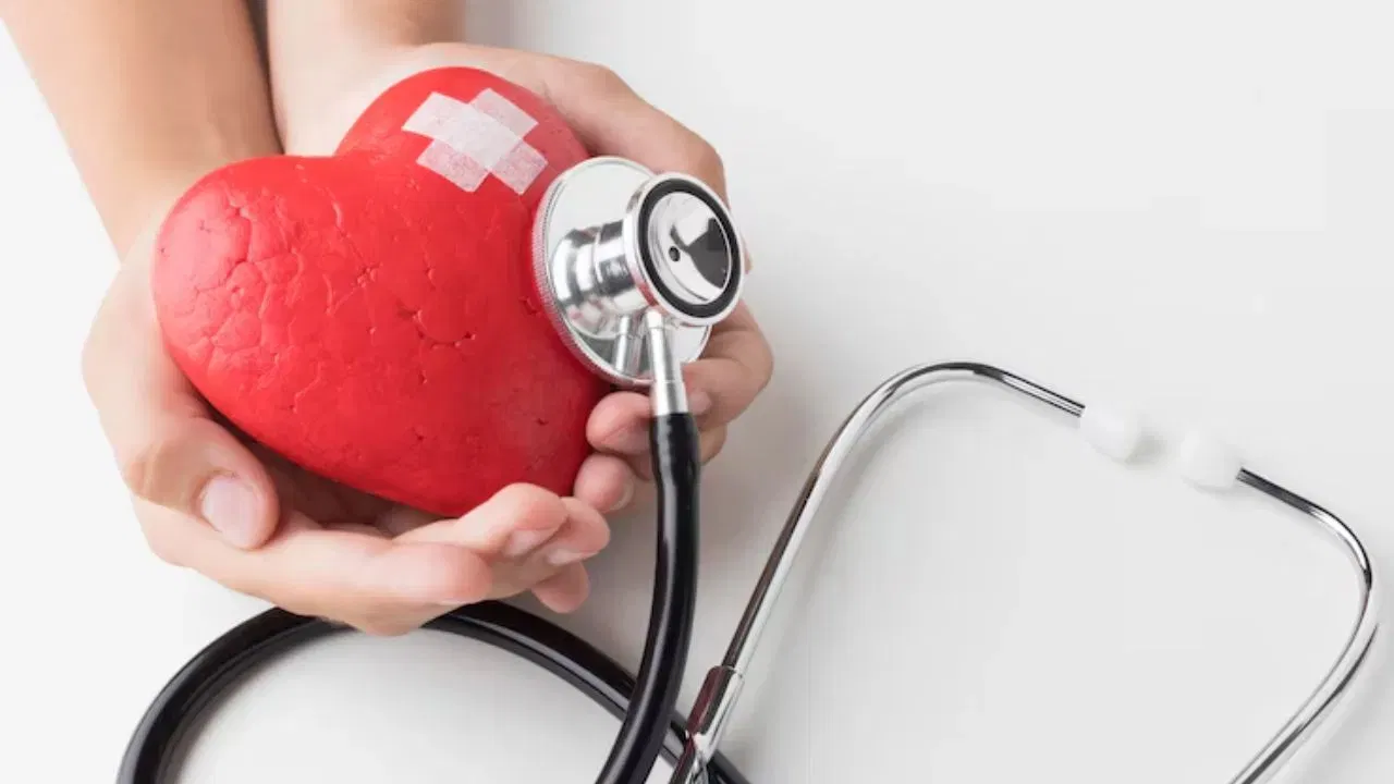 Heart Care: এই ৫টা সহজ ব্যায়ামে শক্তিশালী কৰি ৰাখিব আপোনাৰ হৃদযন্ত্ৰ! জানক বিশেষজ্ঞৰ পৰা Heart Care: এই ৫টা সহজ ব্যায়ামে শক্তিশালী কৰি ৰাখিব আপোনাৰ হৃদযন্ত্ৰ! জানক বিশেষজ্ঞৰ পৰা