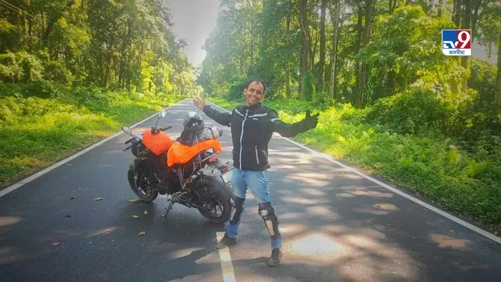 স্বপ্ননীল দাসক প্র’ম’ট কৰি বিতৰ্কত সোমাই পৰিছিল ভাস্কৰ দত্তই। সামাজিক মাধ্যমত স্বপ্ননীল দাসৰ ট্ৰেডিঙৰ সন্দৰ্ভত ভিডিঅ' প্ৰচাৰ কৰিছিল।