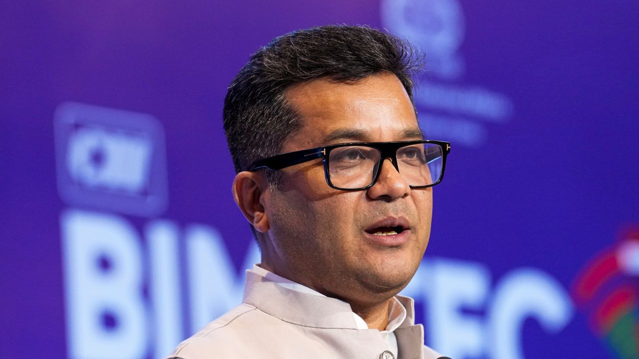 এই ভ্ৰমণকালত মাৰ্ঘেৰিটাই অহা ১ অক্টোবৰত অনুষ্ঠিত হ'বলগীয়া মেক্সিকোৰ নৱ-নিৰ্বাচিত ৰাষ্ট্ৰপতি ডঃ ক্লাউডিয়া শ্বেনবাউমৰ শপত গ্ৰহণ অনুষ্ঠানত অংশগ্ৰহণ কৰিব । ভাৰতৰ প্ৰতিনিধি হিচাপে উপস্থিত থাকিব কেন্দ্ৰীয় বৈদেশিক পৰিক্ৰমা বিভাগৰ ৰাজ্যিক মন্ত্ৰী পবিত্ৰ মাৰ্ঘেৰিটা।