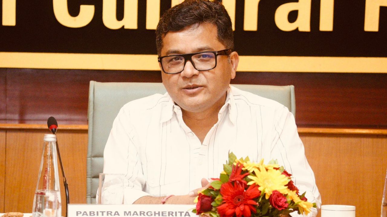 এই ভ্ৰমণকালতে মন্ত্ৰীগৰাকীয়ে গ্ৰেণাডা, বাৰ্বাড'ছ আৰু এণ্টিগুৱা আৰু বাৰ্বুডাত কেইবাখনো দ্বিপাক্ষিক আলোচনাত অংশগ্ৰহণ কৰিব ।
