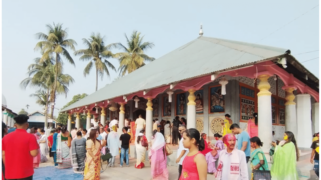 Assam:৪৪৪ বছৰীয়া পৰম্পৰা অটুত! বৰপেটা সত্ৰৰ নতুন বুঢ়া সত্ৰীয়া ড০ বাবুল চন্দ্ৰ দাস Assam:৪৪৪ বছৰীয়া পৰম্পৰা অটুত! বৰপেটা সত্ৰৰ নতুন বুঢ়া সত্ৰীয়া ড০ বাবুল চন্দ্ৰ দাস