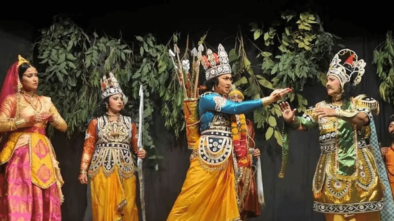 শৰ্মাই কয় যে, ৰাজ্য চৰকাৰে বিহুৰ দৰে দুৰ্গা পূজা কমিটীসমূহলৈও আৰ্থিক সাহাৰ্য আগবঢ়াব। পৰৱৰ্তী সময়ত ৰাজ্যৰ ভাওনা কমিটীসমূহলৈও বিত্তীয় সাহাৰ্য আগবঢ়াব বুলি কয় শৰ্মাই। তেওঁ কয় যে, অসমৰ সকলো উৎসৱ পাৰ্বন আনন্দৰে উদযাপন কৰা হ'ব।