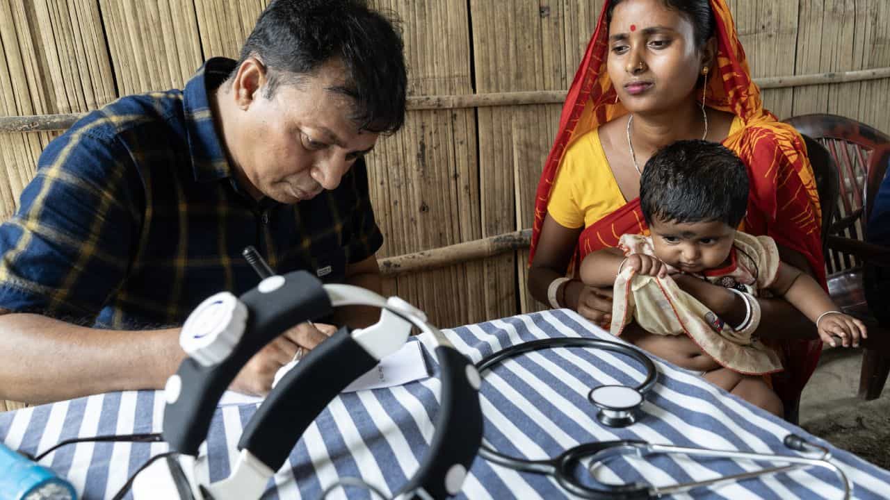 আজিৰে পৰা ১০ দিনীয়াকৈ শিশুৰ স্বাস্থ্যসেৱা শিবিৰৰ আয়োজন কৰিছে অসম চৰকাৰে, কোন তাৰিখে কোন জিলাত উপলব্ধ হব এই সেৱা ? আজিৰে পৰা ১০ দিনীয়াকৈ শিশুৰ স্বাস্থ্যসেৱা শিবিৰৰ আয়োজন কৰিছে অসম চৰকাৰে, কোন তাৰিখে কোন জিলাত উপলব্ধ হব এই সেৱা ?