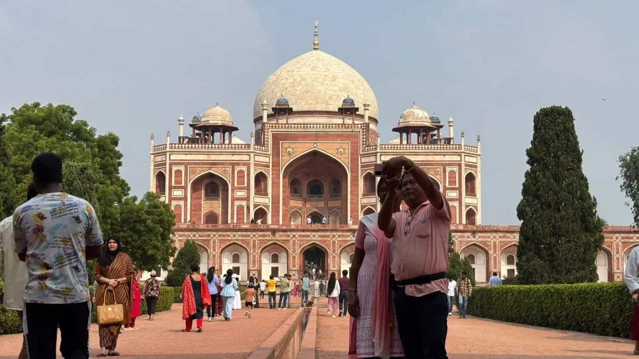 কিয় পূৰ্বতকৈ ভাৰতত হ্ৰাস পাইছে বিদেশী পৰ্যটকৰ আগমন? কিমান সংখ্যক ভাৰতীয় লোক যায় বিদেশ ভ্ৰমণলৈ? কিয় পূৰ্বতকৈ ভাৰতত হ্ৰাস পাইছে বিদেশী পৰ্যটকৰ আগমন? কিমান সংখ্যক ভাৰতীয় লোক যায় বিদেশ ভ্ৰমণলৈ?