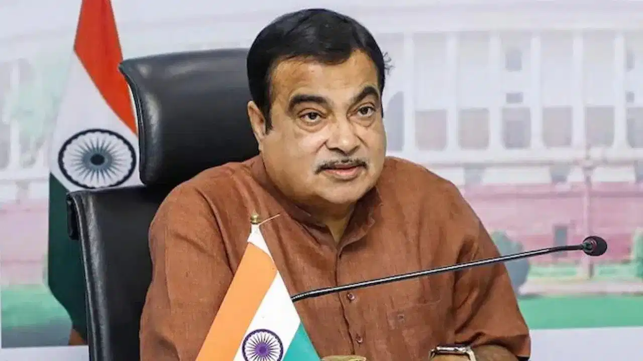 নীতিন গাডকাৰীক কোনে অফাৰ কৰিছিল প্ৰধানমন্ত্ৰীৰ পদ ? নীতিন গাডকাৰীক কোনে অফাৰ কৰিছিল প্ৰধানমন্ত্ৰীৰ পদ ?