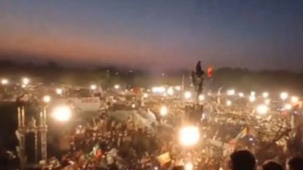 PTI সমৰ্থক আৰু আৰক্ষীৰ মাজত সংঘৰ্ষ, আহত কেইবাজনো...