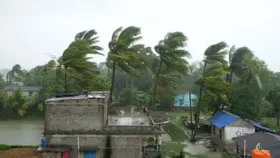 Cyclone Dana: ‘ডানা’ৰ পৰা আপুনি কেনেকৈ সুৰক্ষিত হৈ থাকিব? জানক সবিশেষ