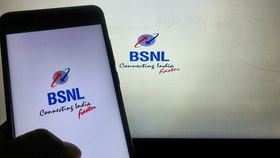 BSNL Gains Subscribers :ৰিচাৰ্জ ব্যয়বহুলৰ প্ৰত্যক্ষ প্ৰভাৱ , যোৱা দুটা মাহত BSNL য়ে লাভ কৰিছে ৫৪ লাখ গ্ৰাহক…!