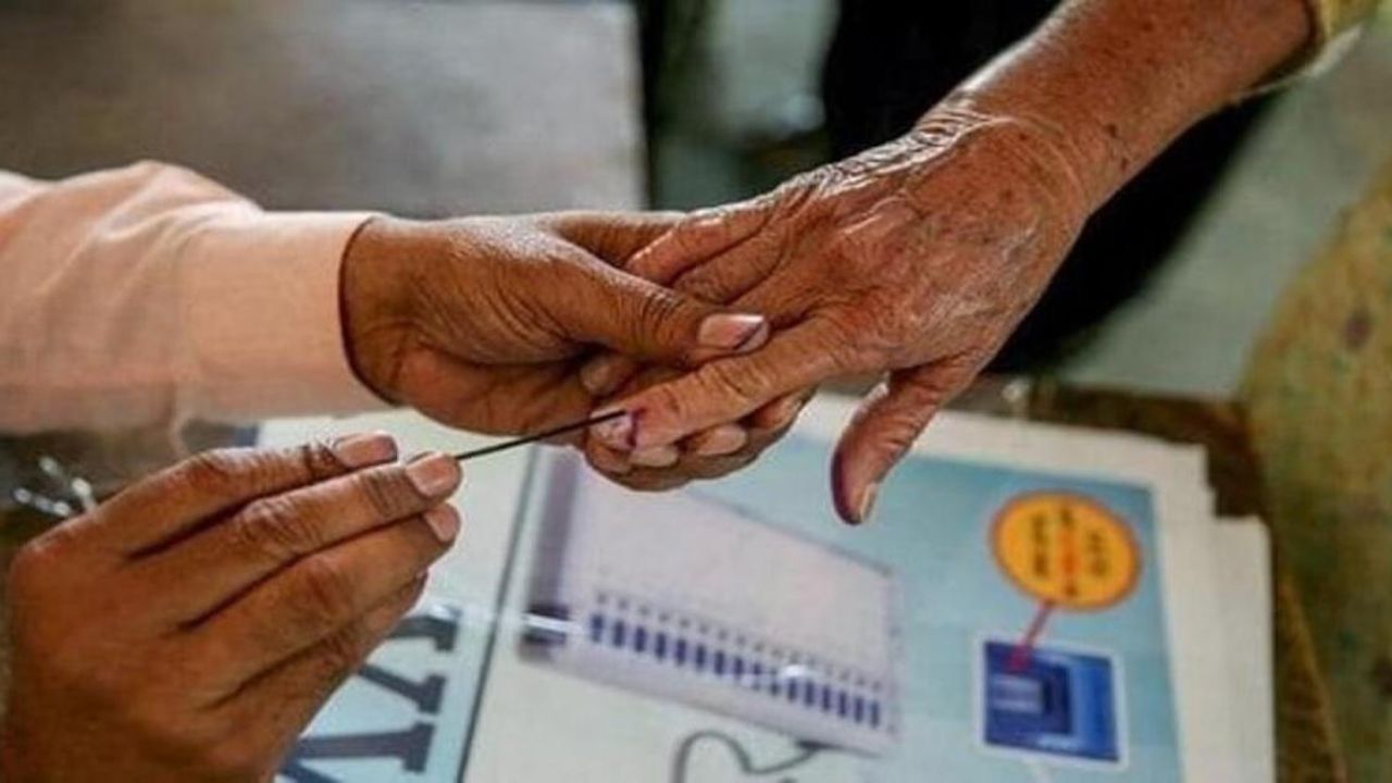 Assam By-Election 2024: চামগুৰি সমষ্টিৰ ১৪ জনৰ ভিতৰত ১১ জন প্ৰাৰ্থীৰ মনোনয়ন বৈধ… Assam By-Election 2024: চামগুৰি সমষ্টিৰ ১৪ জনৰ ভিতৰত ১১ জন প্ৰাৰ্থীৰ মনোনয়ন বৈধ…