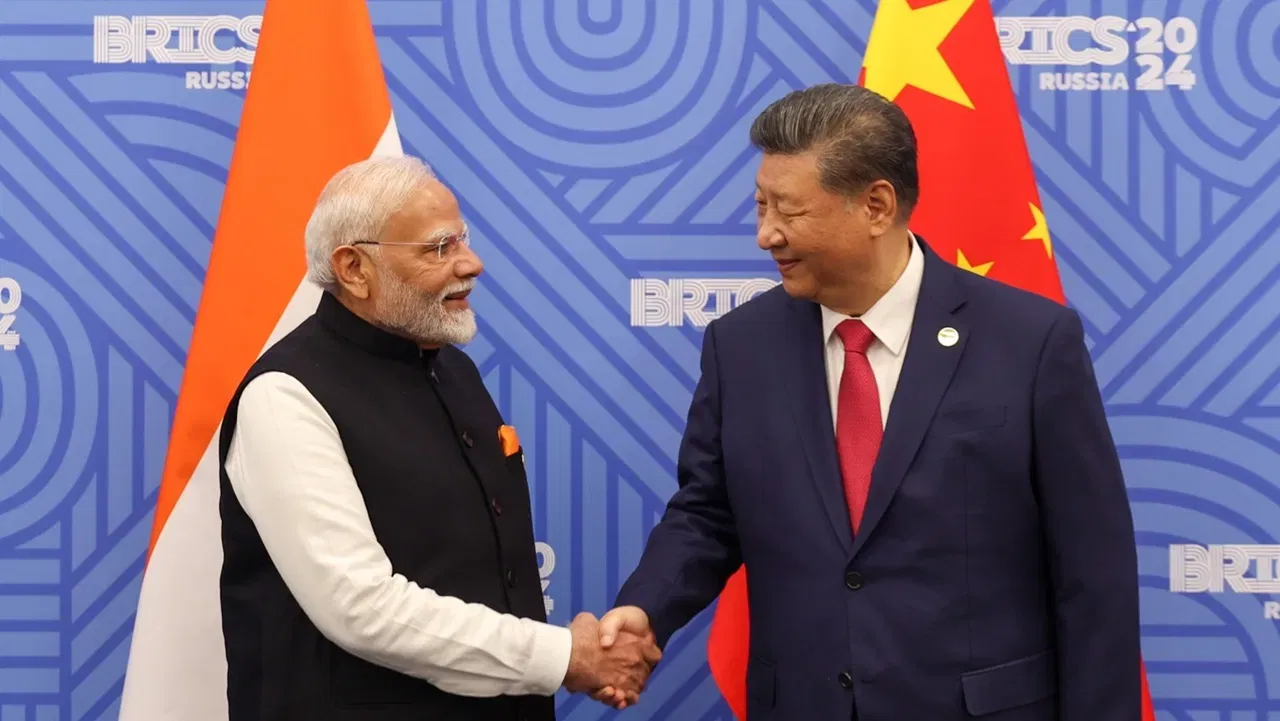 Modi-Jinping Meeting: ভাৰত-চীনৰ সম্পৰ্ক অতি গুৰুত্বপূৰ্ণ… চীনৰ ৰাষ্ট্ৰপতিৰ সৈতে বৈঠকৰ অন্তত প্ৰধানমন্ত্ৰী মোদীৰ মন্তব্য Modi-Jinping Meeting: ভাৰত-চীনৰ সম্পৰ্ক অতি গুৰুত্বপূৰ্ণ… চীনৰ ৰাষ্ট্ৰপতিৰ সৈতে বৈঠকৰ অন্তত প্ৰধানমন্ত্ৰী মোদীৰ মন্তব্য