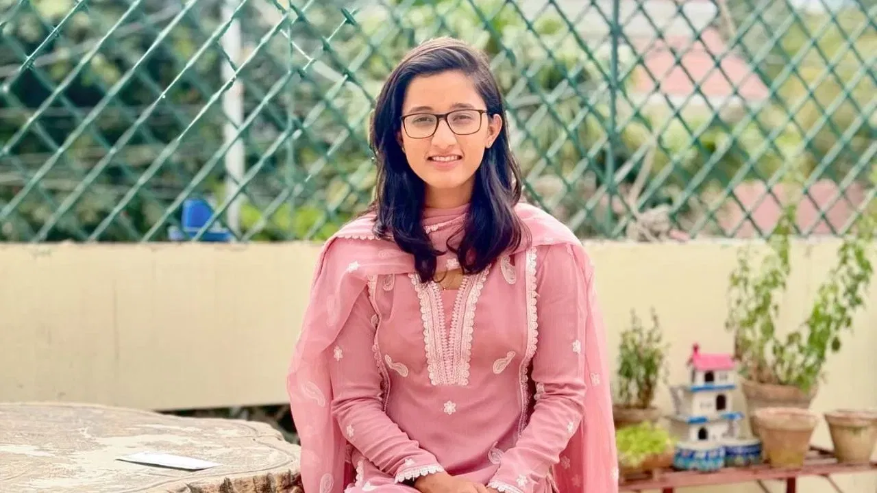 উইকেটকিপাৰ বেটছমেন মুনিবা আলীকো ভাৰত-পাকিস্তানৰ খেলত দেখা যাব। মহিলাৰ টি-২০ত শতক অৰ্জন কৰা তেওঁ পাকিস্তানৰ একমাত্ৰ বেটছমেন। (Photo: Instagram/Muneeba Ali)