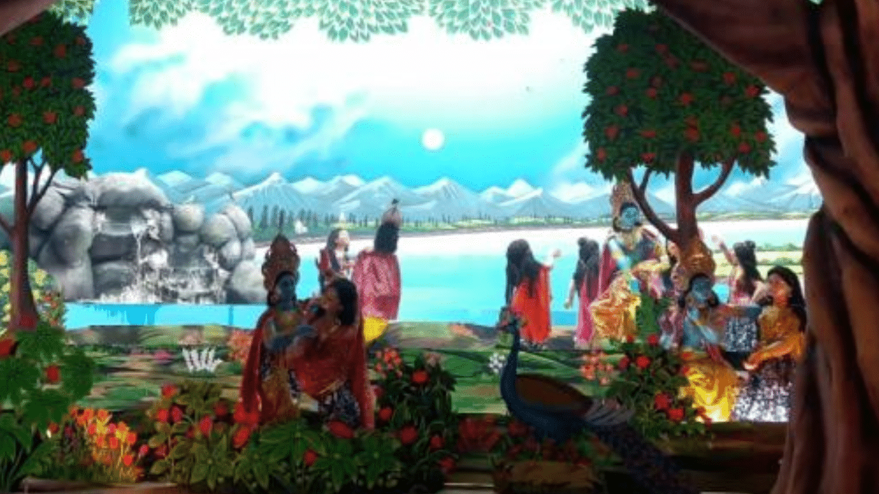 উল্লেখ্য যে, ৰাজ্যৰ দুৰ্গা পূজা কমিটীলৈও চৰকাৰে অনুদান আগবঢ়াইছিল। তাৰ পাছত এইবাৰ ৰাস কমিটীলৈ সাহাৰ্য আগবঢ়োৱাৰ সিদ্ধান্ত গ্ৰহণ কৰিছে। অসমৰ বিভিন্ন প্ৰান্তত মৃন্ময় মূৰ্তি ৰাস আয়োজন কৰা হয়। গতিকে চৰকাৰৰ এই সাহাৰ্যৰ দ্বাৰা উপকৃত নহ'ব এই কমিটীসমূহ। নলবাৰীৰ জীৱন্ত ৰাস দেশৰ ভিতৰতে অন্যতম। অৱশ্যে এইবাৰ নলবাৰীত জীৱন্ত ৰাসৰো আয়োজন কৰা হৈছে।