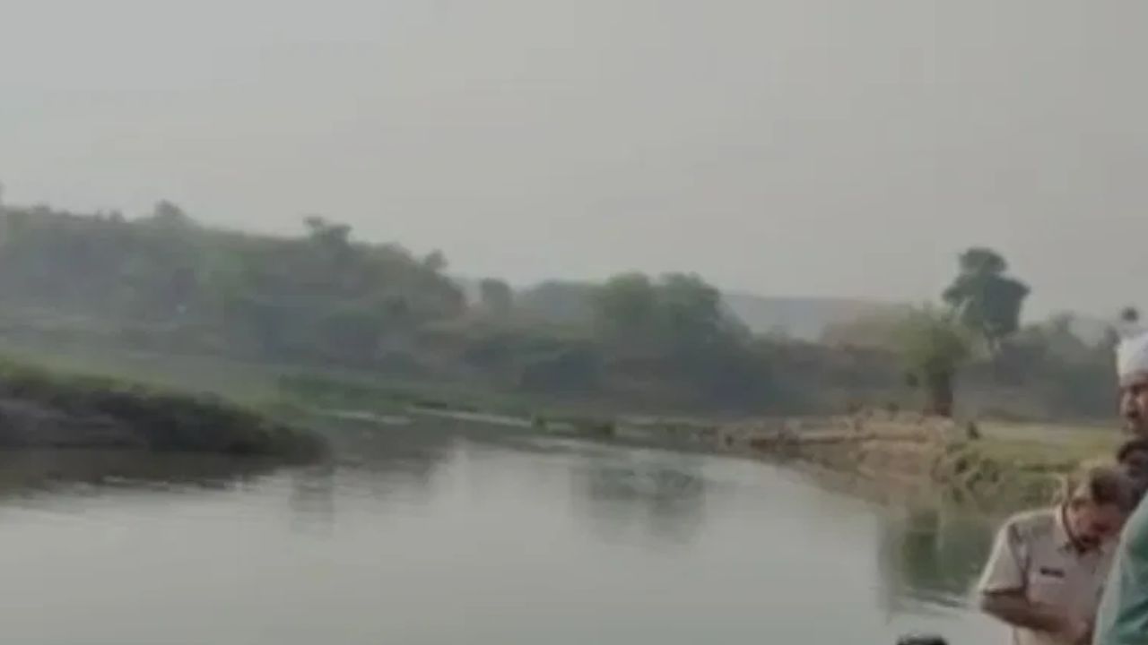 মাছ ধৰিবলৈ নদীলৈ গৈছিল খুড়াক-ভতিজাক, জীৱিত অৱস্থাত আৰু ঘূৰি নাহিল ঘৰলৈ মাছ ধৰিবলৈ নদীলৈ গৈছিল খুড়াক-ভতিজাক, জীৱিত অৱস্থাত আৰু ঘূৰি নাহিল ঘৰলৈ