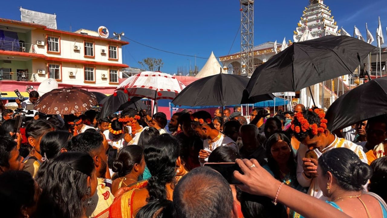 সম্পূৰ্ণ নীতি-নিয়মৰ মাজেৰে নলবাৰী জিলা প্ৰশাসন আৰু হৰিমন্দিৰ পৰিচালনা সমিতিৰ উদ্যোগত সুচাৰু ৰূপে সম্পন্ন হৈ যায়। সামাজিক মাধ্যমত পোষ্ট শ্বেয়াৰ কৰি মন্ত্ৰী জয়ন্ত মল্ল বৰুৱাই সকলো বিষয়ববীয়াক ধন্যবাদ জ্ঞাপন কৰে।