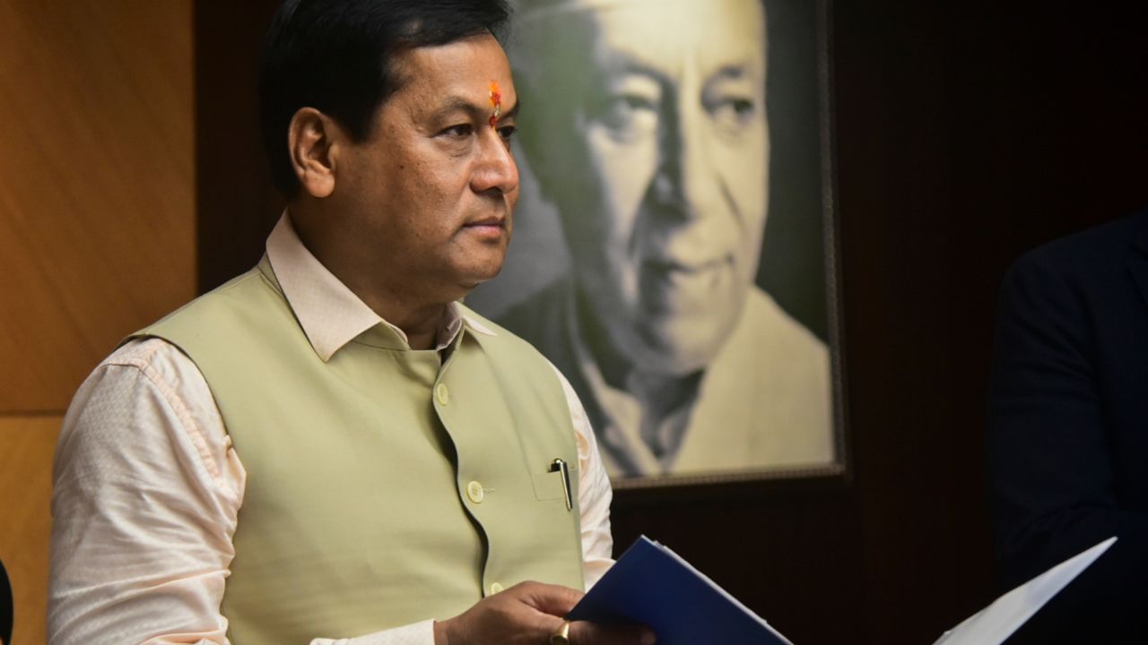 নিৰ্বাচনী প্ৰচাৰত উল্লেখযোগ্য ভূমিকা গ্ৰহণ কৰা দলীয় নেতা-কৰ্মীসকলৰ অৱদানকো স্বীকাৰ কৰে বিজেপি নেতাগৰাকীয়ে। কেন্দ্ৰীয় মন্ত্ৰী সোণোৱালে কয় যে, শাসন ব্যৱস্থাৰ নতুন যুগে উত্তৰ-পূব অঞ্চলৰ বাবে শান্তি আৰু সমৃদ্ধিৰ সূচনা কৰিছে।