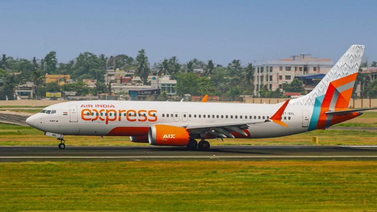 Air India Express: বিমানযোগে যাত্ৰা কৰিব বিচাৰে নেকি? মাত্ৰ ১৪৪৪ টকাত লাভ কৰিব টিকট, কেনেকৈ জানক… Air India Express: বিমানযোগে যাত্ৰা কৰিব বিচাৰে নেকি? মাত্ৰ ১৪৪৪ টকাত লাভ কৰিব টিকট, কেনেকৈ জানক…