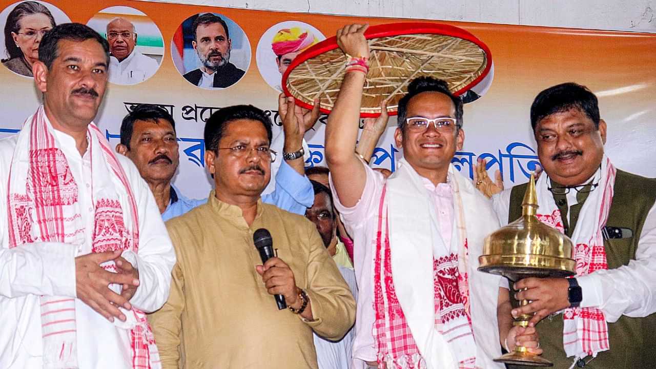 Assam By-Election 2024 : গুৰুতৰ অভিযোগ বিজেপিৰ বিৰুদ্ধে ! নিৰাপত্তা বৃদ্ধিৰ বাবে নিৰ্বাচন আয়োগলৈ পত্ৰ লিখিলে কংগ্ৰেছে ...