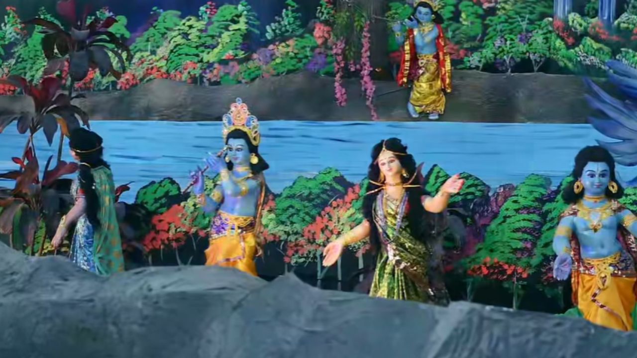 কৃষ্টি-সংস্কৃতিৰ মিলনথলীত পৰিণত হৈ পৰা নলবাৰীৰ ৰাস মহোৎসৱলৈ ৰাজ্যৰ সকলো প্ৰান্তৰ পৰা সংস্কৃতিৱান লোক, প্রবাসী নলবৰীয়া, পৰ্যটক, ভক্তপ্ৰাণ লোকৰ আগমন ঘটিছিল। বুধবাৰৰ দিনটোত লাখ লাখ দৰ্শনাৰ্থীয়ে ভিৰ কৰিছে হৰি মন্দিৰ প্ৰাংগণত।