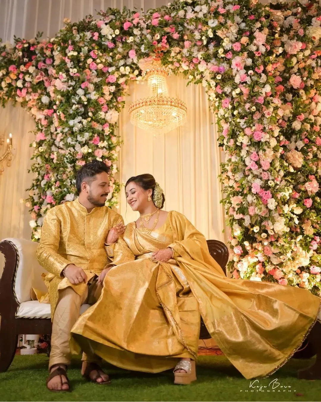 চি বি আইৰ বিশেষ ন্যায়াধীশৰ আদালতৰ পৰা পোনে পোনে কেন্দ্ৰীয় কাৰাগাৰালৈ নিব চুমি, তাৰ্কিক আৰু অম্লানক।