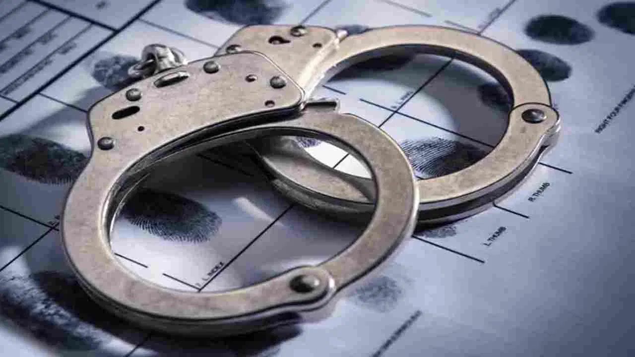 আন্তঃৰাষ্ট্ৰীয় চিগাৰেটৰ ছিণ্ডিকেট উৎসাত দিল্লী আৰক্ষীৰ… যাৰ উৎস গুৱাহাটীৰ পল্টন বজাৰ আন্তঃৰাষ্ট্ৰীয় চিগাৰেটৰ ছিণ্ডিকেট উৎসাত দিল্লী আৰক্ষীৰ… যাৰ উৎস গুৱাহাটীৰ পল্টন বজাৰ