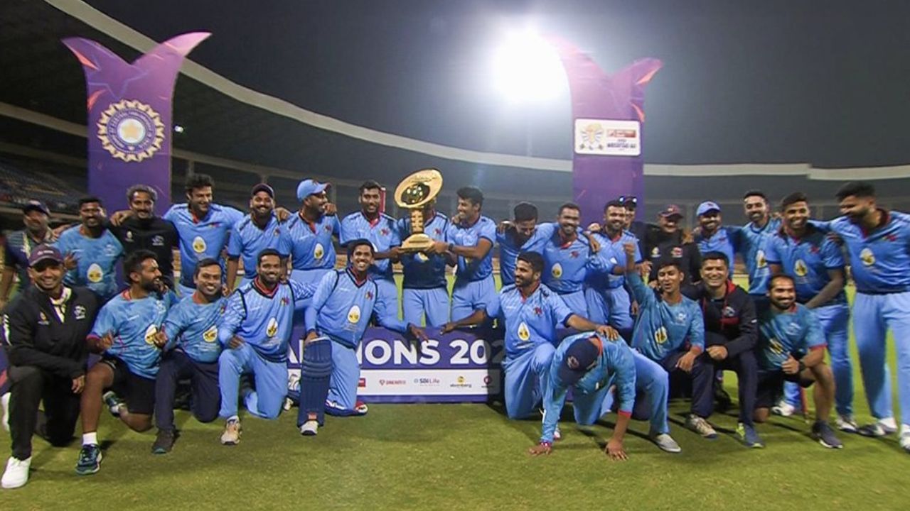 সফল হৈও ব্যৰ্থ হ’ল ৰজত পাটিদাৰঃ ছৈয়দ মুস্তাক আলী ট্ৰফী জয় মুম্বাইৰ সফল হৈও ব্যৰ্থ হ’ল ৰজত পাটিদাৰঃ ছৈয়দ মুস্তাক আলী ট্ৰফী জয় মুম্বাইৰ