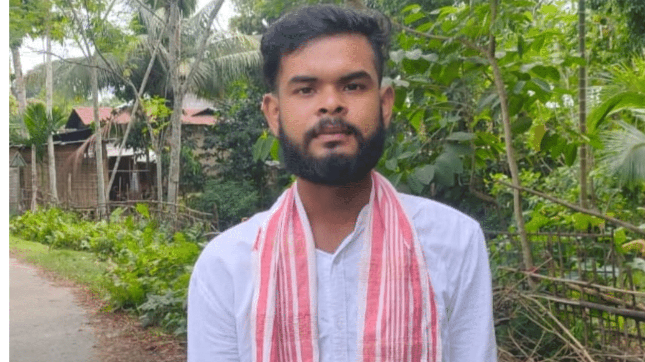 কৰুণ! পিকনিক খাবলৈ গৈ ঘূৰি নাহিল ঘৰলৈ, কোনো নৃশংসভাৱে প্ৰাণ ল’লে ধৰ্মেন্দ্ৰৰ? কৰুণ! পিকনিক খাবলৈ গৈ ঘূৰি নাহিল ঘৰলৈ, কোনো নৃশংসভাৱে প্ৰাণ ল’লে ধৰ্মেন্দ্ৰৰ?