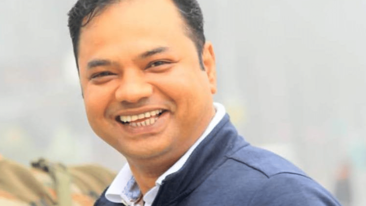 বদলি কৰা হৈছে অখিলেশ কুমাৰ সিঙক। তেওঁক আৰক্ষীৰ মুখ্য কাৰ্যালয়লৈ বদলি কৰা হৈছে। বদলি কৰা হৈছে IGP(MG) বিবেক সিঙক। তেওঁক IGP(T&AP) পদলৈ বদলি কৰা হৈছে। ইয়াৰোপৰি BTRৰ IGP পদৰ অতিৰিক্ত দায়িত্ব দিয়া হৈছে বিবেক সিঙক। (ফটোত দিগন্ত বৰা)