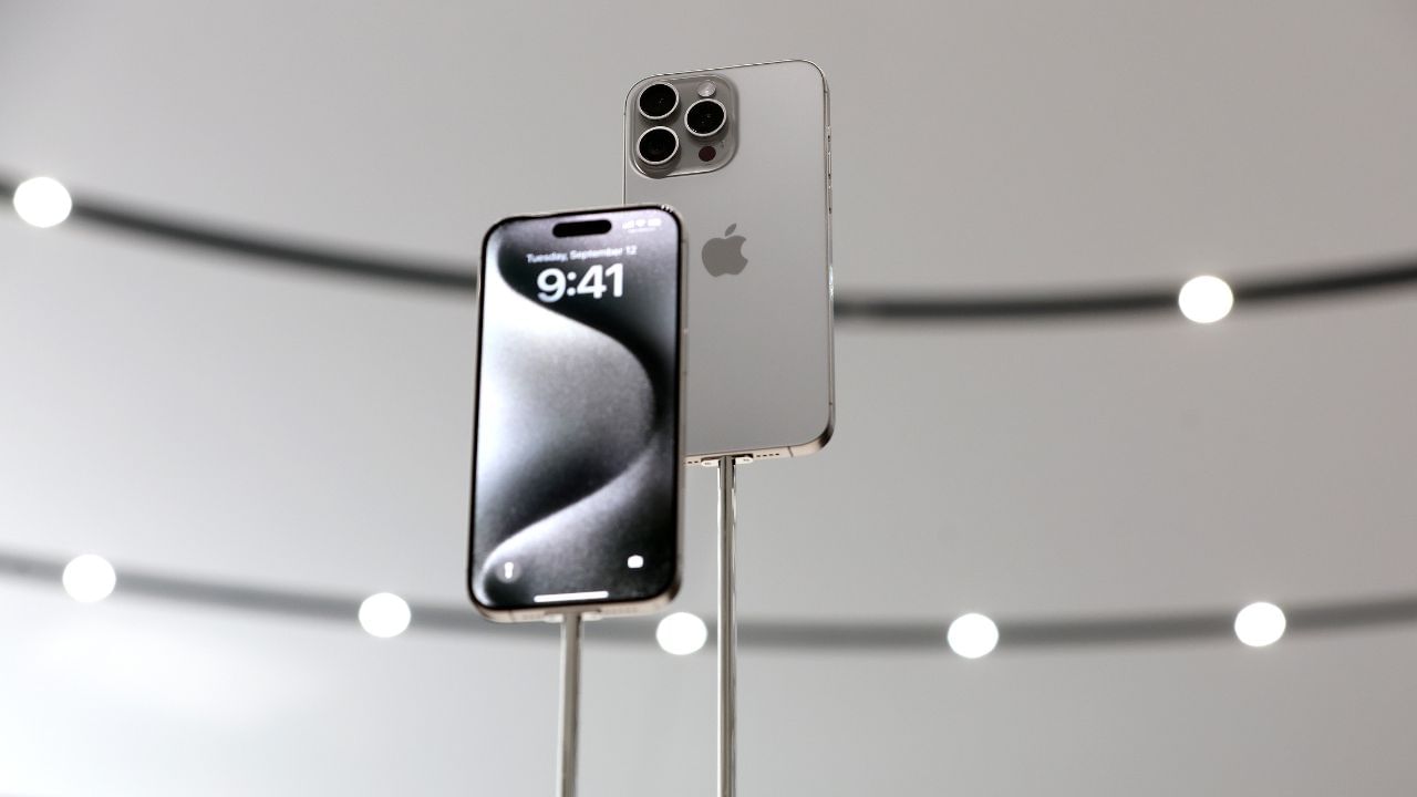 আকৰ্ষণীয় EMI বিকল্পৰ জৰিয়তে ক্ৰয় কৰক iPhone 15… আকৰ্ষণীয় EMI বিকল্পৰ জৰিয়তে ক্ৰয় কৰক iPhone 15…