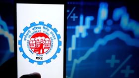 ATMৰ পাছত এইবাৰ EPFO, ESICৰ গ্ৰাহকসকলে লাভ কৰিব E-wallet সুবিধা! কেনেদৰে কাম কৰিব এই ব্যৱস্থাই? জানক সবিশেষ…