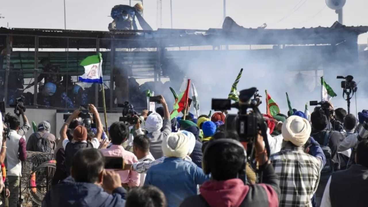 শম্ভু সীমান্তত কটকটীয়া নিৰাপত্তা, আজি পুনৰ দিল্লী অভিমুখে ৰাওনা হ’ব প্ৰতিবাদী কৃষকৰ দল... শম্ভু সীমান্তত কটকটীয়া নিৰাপত্তা, আজি পুনৰ দিল্লী অভিমুখে ৰাওনা হ’ব প্ৰতিবাদী কৃষকৰ দল...