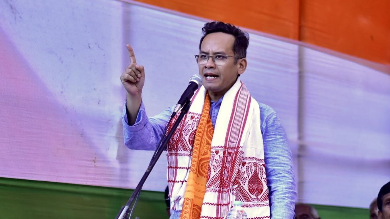 জল সংকটৰ লগতে ৰাষ্ট্ৰীয় সুৰক্ষাৰ প্ৰতিও আহিব পাৰে ভাবুকি; ব্ৰহ্মপুত্ৰত চীনৰ নদীবান্ধ সন্দৰ্ভত ৰাজনাথ সিঙলৈ পত্ৰ গৌৰৱ গগৈৰ