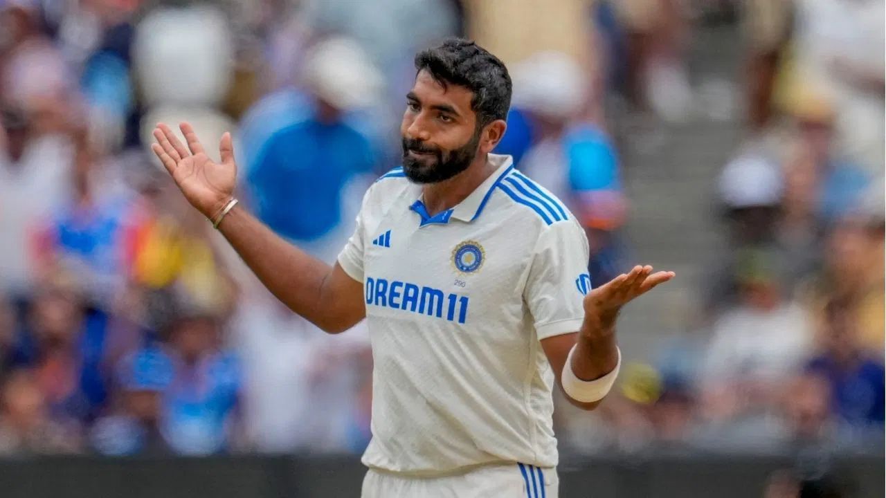 এইবাৰ ছিডনীতো অভিলেখ ৰচিলে বুমৰাহেঃ ভংগ কৰিলে ৪৭ বৰ্ষীয় অভিলেখ এইবাৰ ছিডনীতো অভিলেখ ৰচিলে বুমৰাহেঃ ভংগ কৰিলে ৪৭ বৰ্ষীয় অভিলেখ