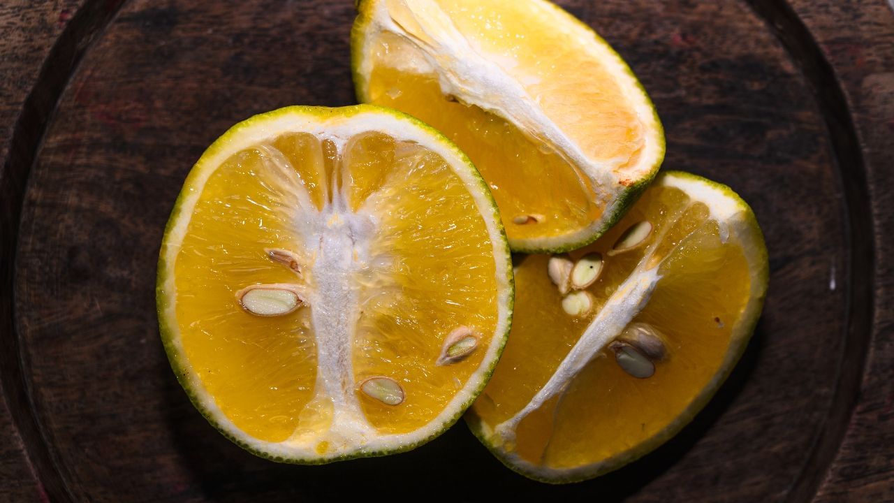 শৰীৰত Vitamin C অভাৱ হ’লে কি কি লক্ষণে দেখা দিয়ে…জানক শৰীৰত Vitamin C অভাৱ হ’লে কি কি লক্ষণে দেখা দিয়ে…জানক