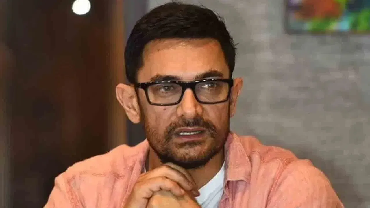 “এয়া মোৰ সপোন আছিল…”! প্ৰিয় অভিনেত্ৰীগৰাকীক স্মৰণ কৰি আৱেগিক হৈ পৰিল আমিৰ খান “এয়া মোৰ সপোন আছিল…”! প্ৰিয় অভিনেত্ৰীগৰাকীক স্মৰণ কৰি আৱেগিক হৈ পৰিল আমিৰ খান