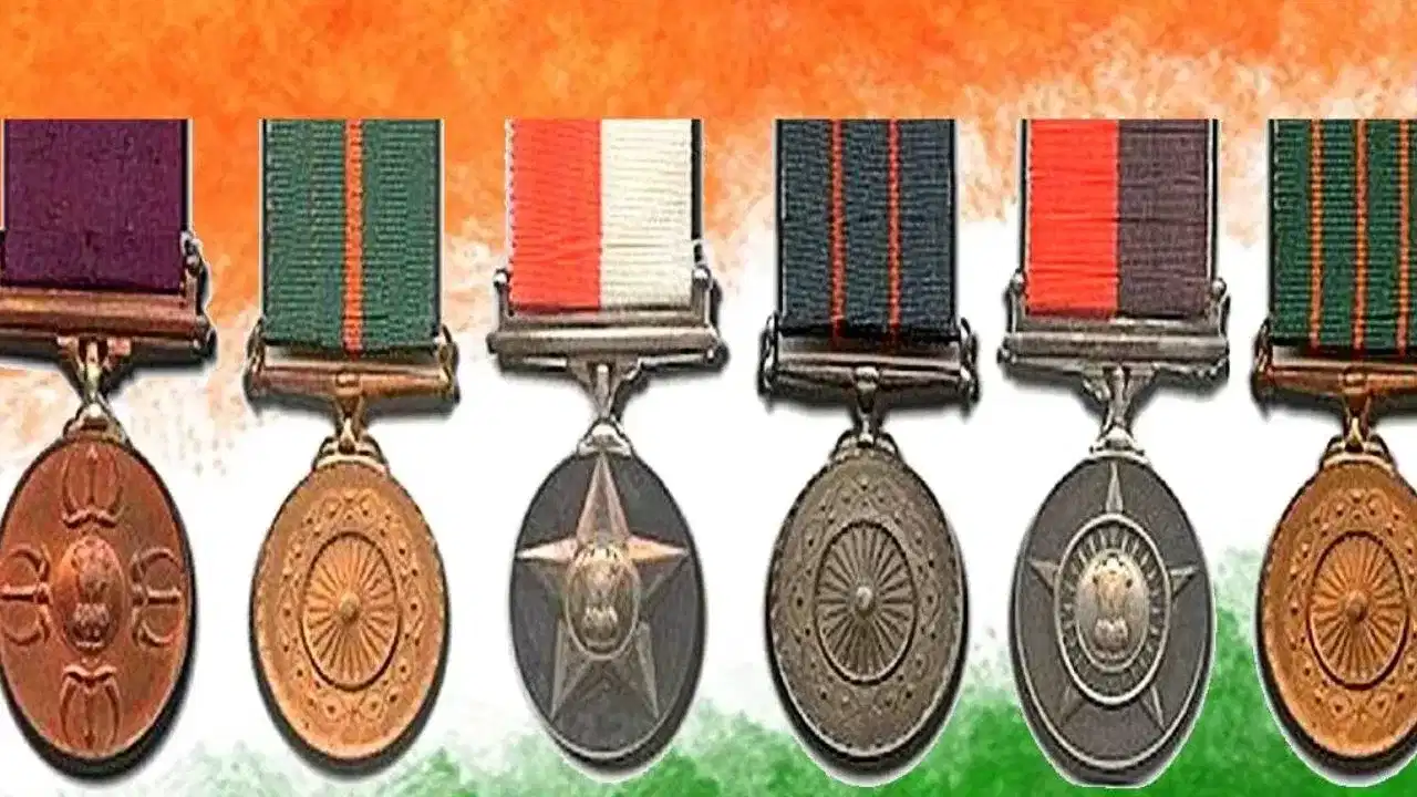 Gallantry Awards List: গণতন্ত্ৰ দিৱসৰ প্ৰাকক্ষণত বীৰত্ব বঁটা ঘোষণা, অসমৰ কেইবাগৰাকীও আৰক্ষী বিষয়া-জোৱানলৈ ৰাষ্ট্ৰপতিৰ পদক Gallantry Awards List: গণতন্ত্ৰ দিৱসৰ প্ৰাকক্ষণত বীৰত্ব বঁটা ঘোষণা, অসমৰ কেইবাগৰাকীও আৰক্ষী বিষয়া-জোৱানলৈ ৰাষ্ট্ৰপতিৰ পদক