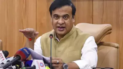 লগতে পঞ্চায়ত নিৰ্বাচনক লৈ মুখ্যমন্ত্ৰীয়ে কয়. ‘অহা মাৰ্চত ৰাভা হাছং নিৰ্বাচন অনুষ্ঠিত হ’ব৷ ফেব্ৰুৱাৰীৰ ১০ তাৰিখৰ ভিতৰত পঞ্চায়ত নিৰ্বাচন সমাপন হ’ব৷ পঞ্চায়ত নিৰ্বাচনত অগপৰ সৈতে স্থানীয় পৰ্যায়ত মিত্ৰতা হ’ব৷’